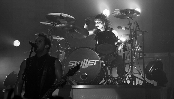 Skillet 2011