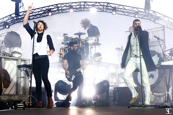 For King & Country